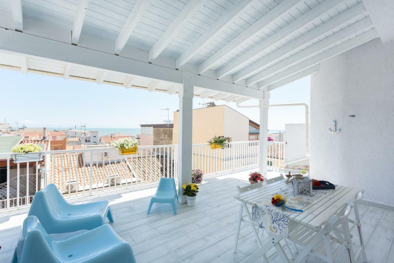 Acqua Azzurra Holiday Home Marina di Ragusa Ngoại thất bức ảnh